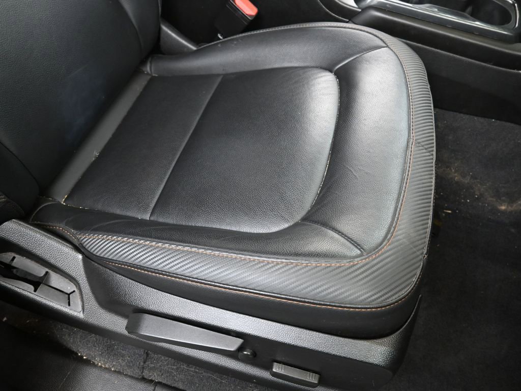 Used 2021 GMC Canyon AT4 image 12