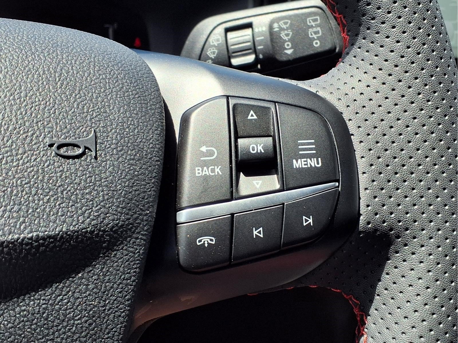 Used 2023 Ford Escape ST-Line w/ Tech Pack #1 FWD image 22
