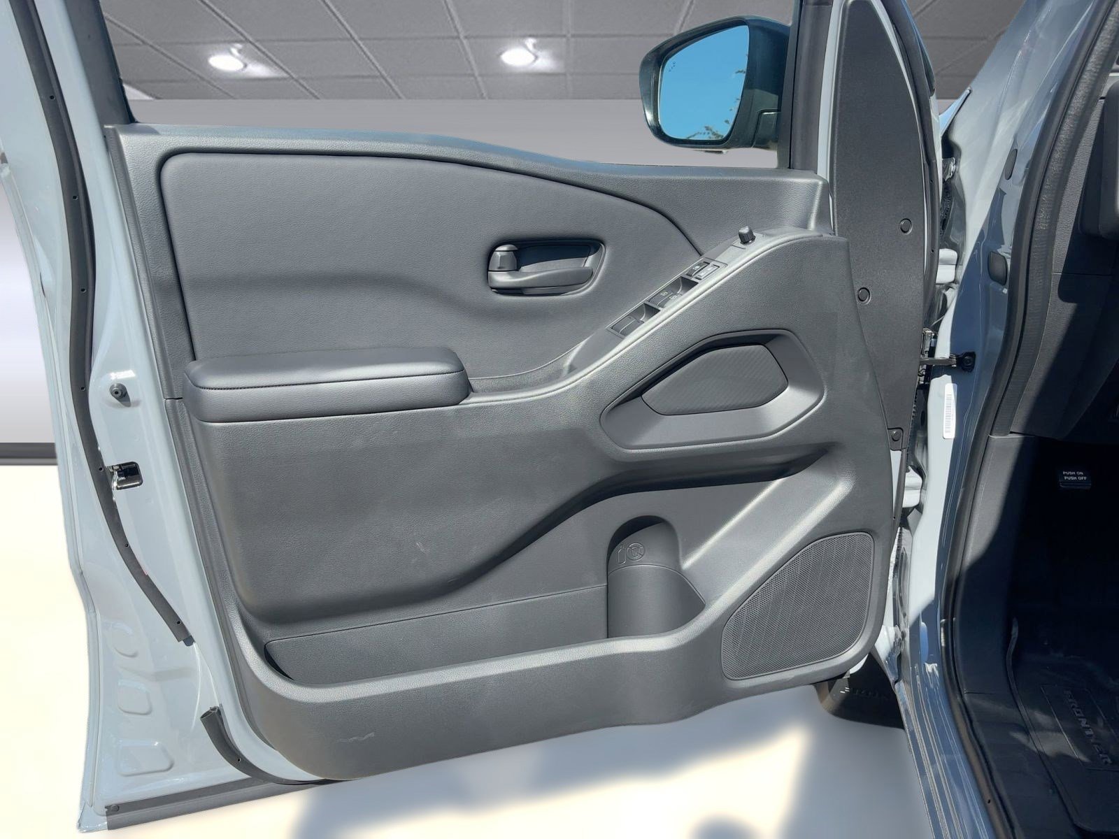 New 2026 Nissan Frontier SV image 19