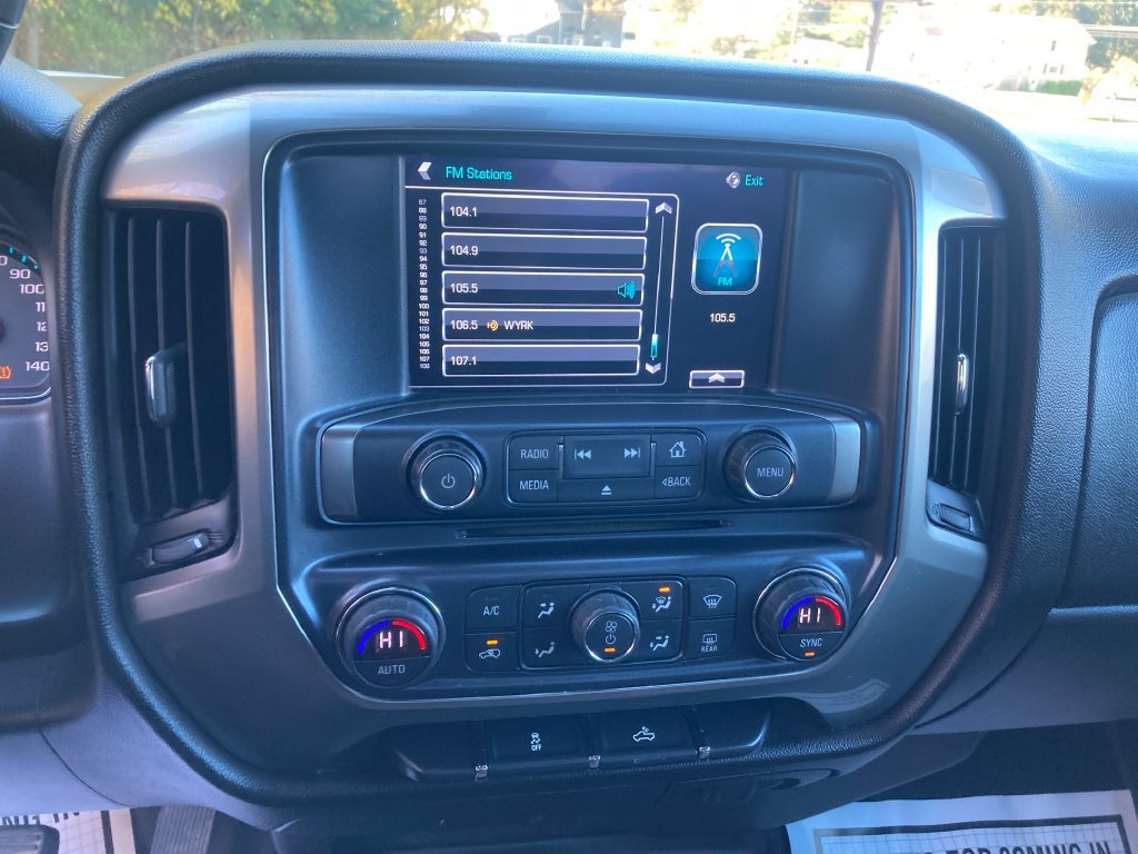 Used 2018 Chevrolet Silverado 1500 LT w/ All Star Edition AWD/4WD image 23