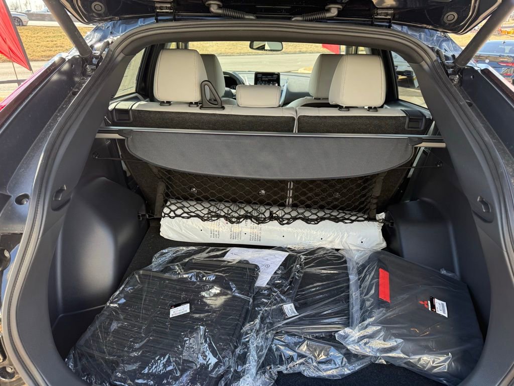 New 2026 Mitsubishi Eclipse Cross SEL image 9