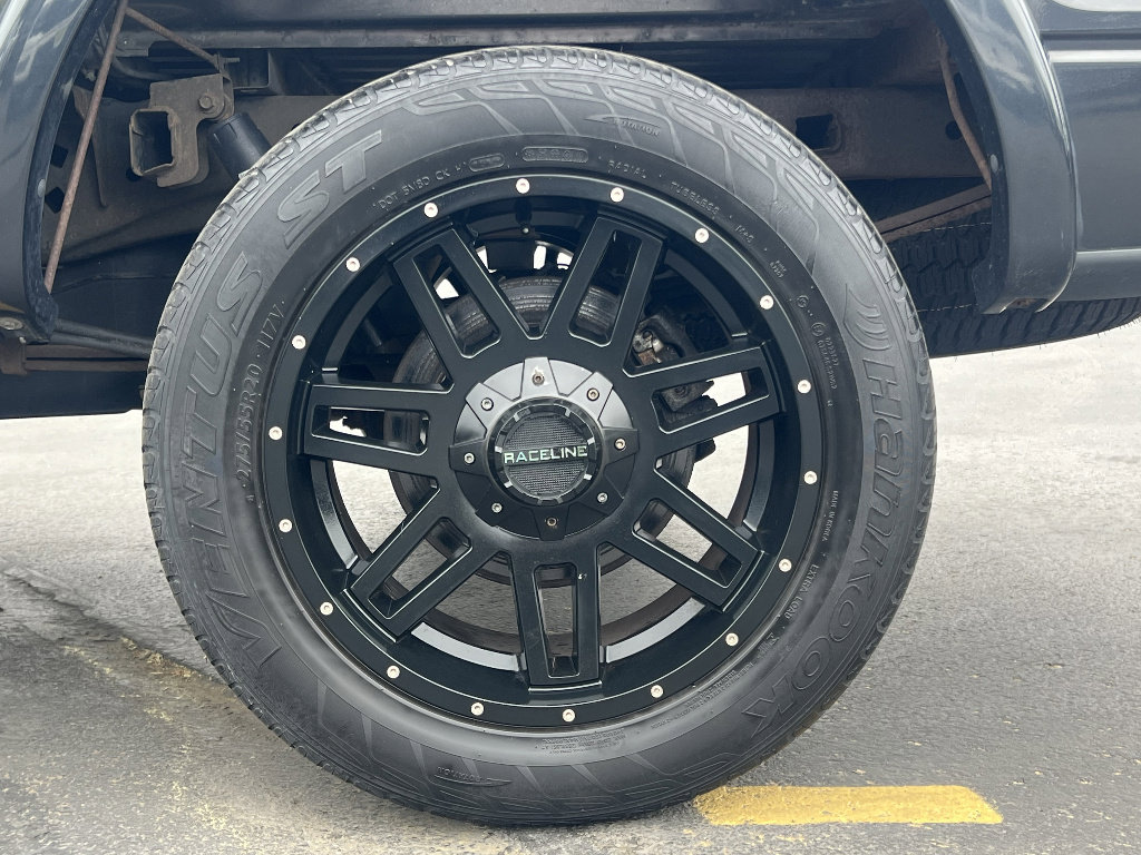 Used 2010 Ford F150 Lariat image 13
