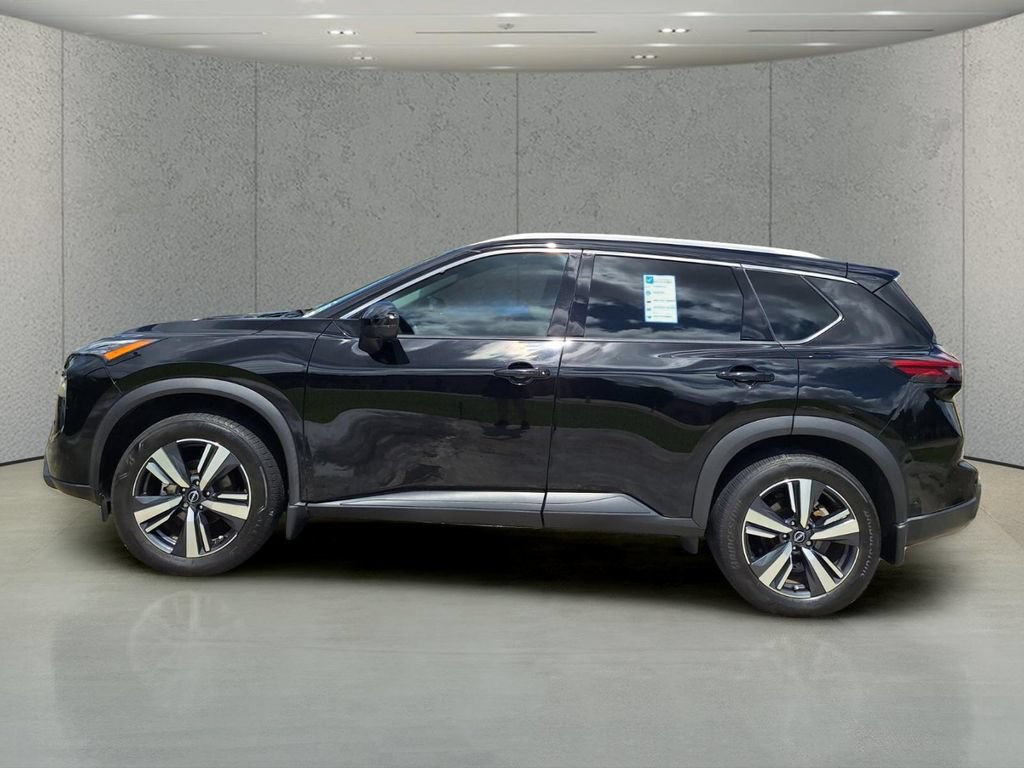 Used 2024 Nissan Rogue SL w/ SL Premium Package FWD image 2
