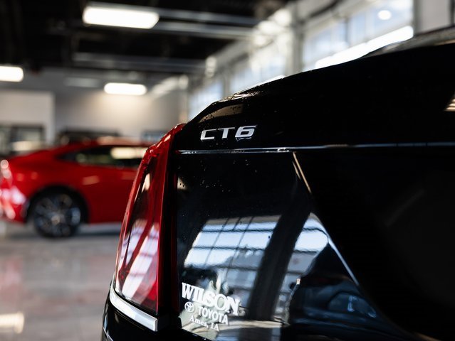 Used 2018 Cadillac CT6 Premium Luxury image 6