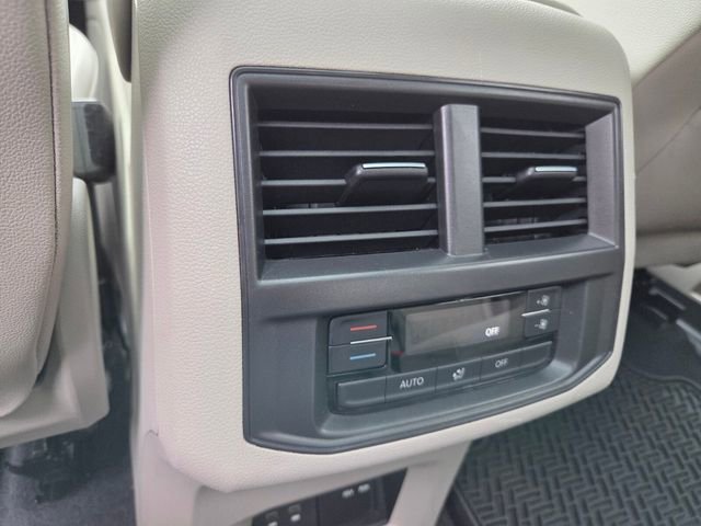 Used 2021 Volkswagen Atlas SEL image 16