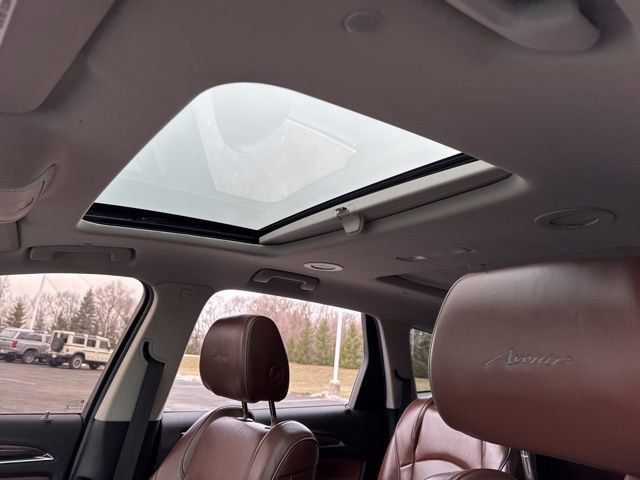 Used 2018 Buick Enclave Avenir image 17