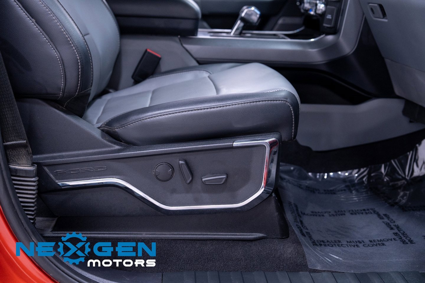 Used 2023 Ford F150 Lariat w/ Trailer Tow Package image 52