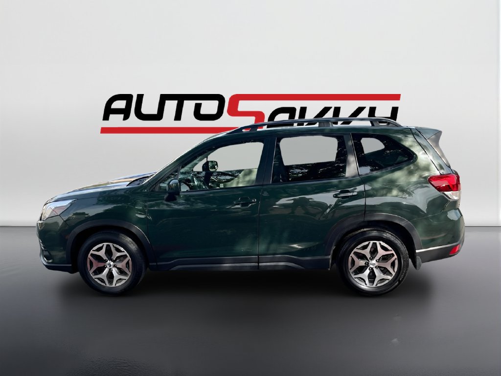 Used 2023 Subaru Forester Premium AWD/4WD image 4