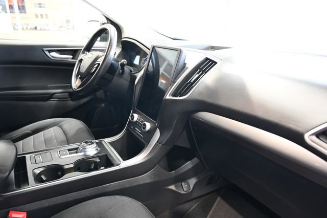 Used 2022 Ford Edge SE w/ Black Appearance Package AWD/4WD image 13