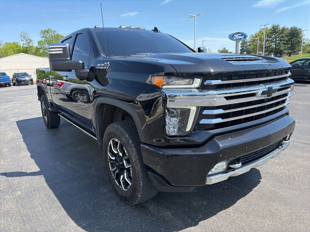 Used 2022 Chevrolet Silverado 2500 High Country w/ Z71 Off-Road Package AWD/4WD image 6