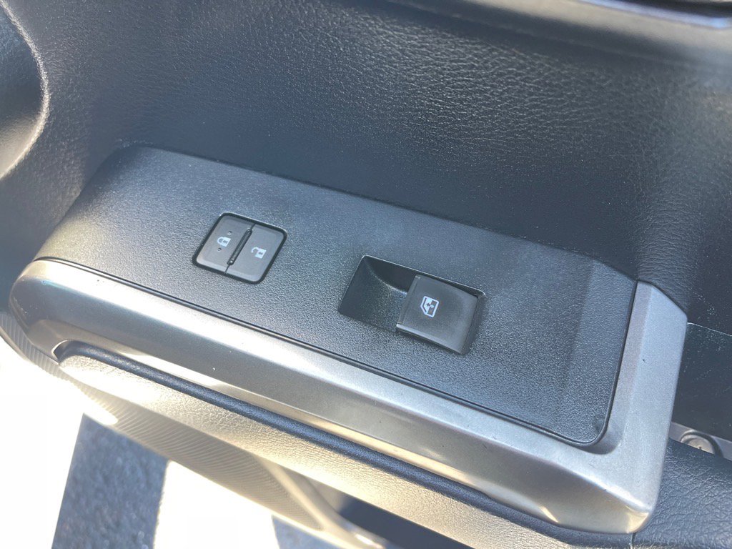 Used 2018 Toyota Tacoma SR5 image 20