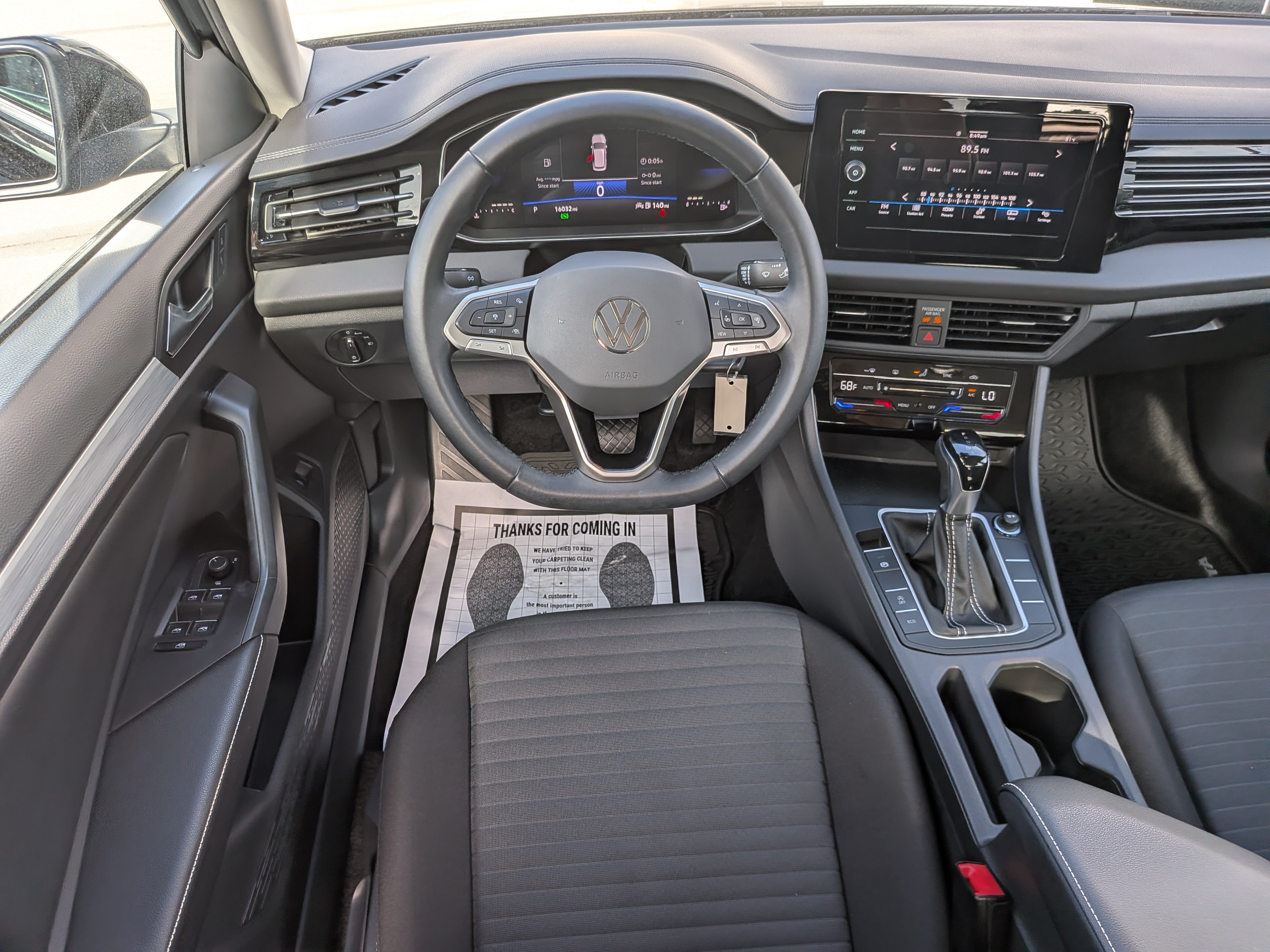 Certified 2025 Volkswagen Jetta S FWD image 14