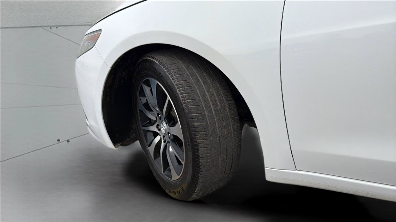 Used 2015 Acura TLX w/ Technology Package FWD image 34