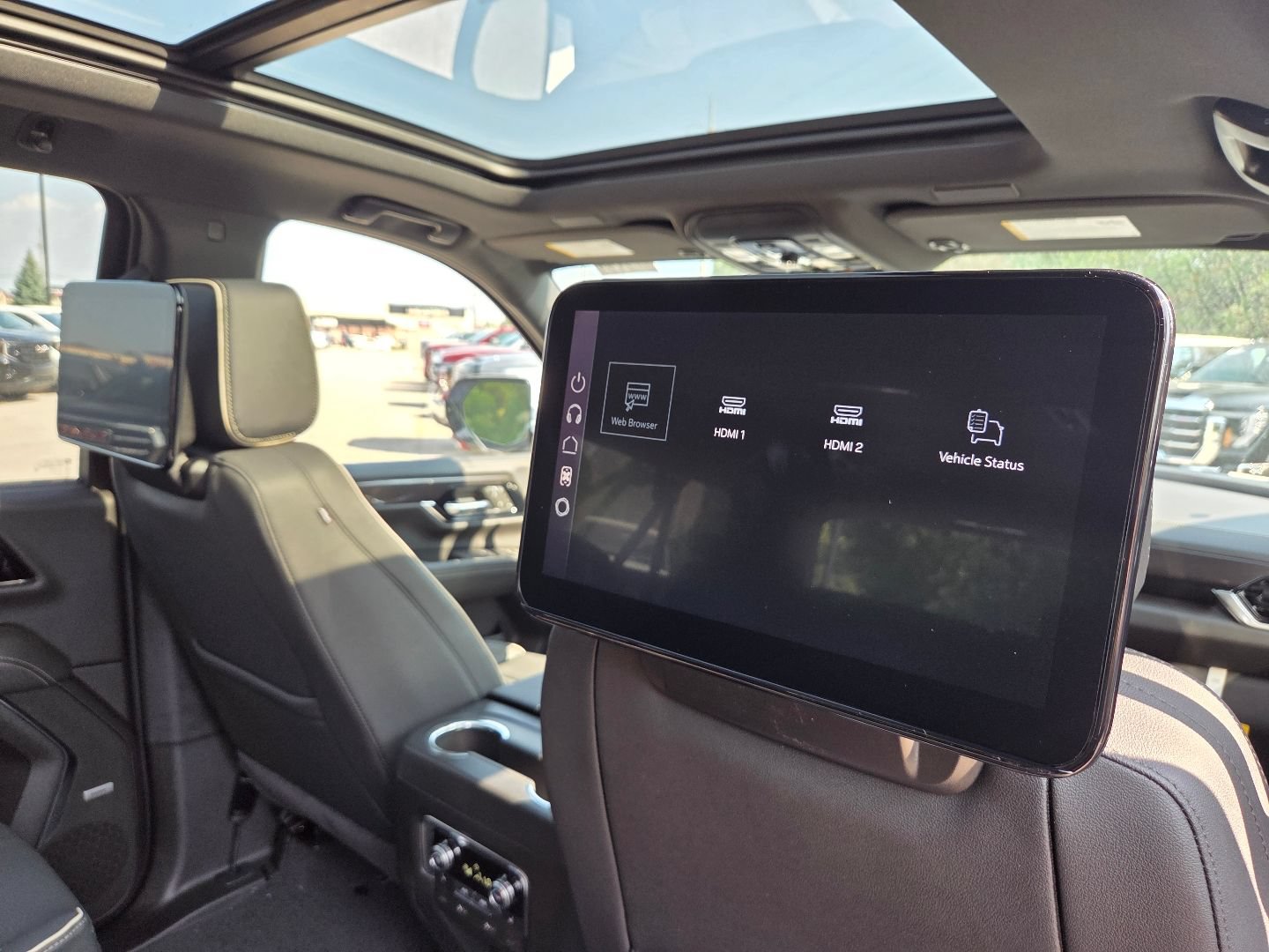 New 2026 GMC Yukon XL Elevation w/ Elevation Premium Package AWD/4WD image 26