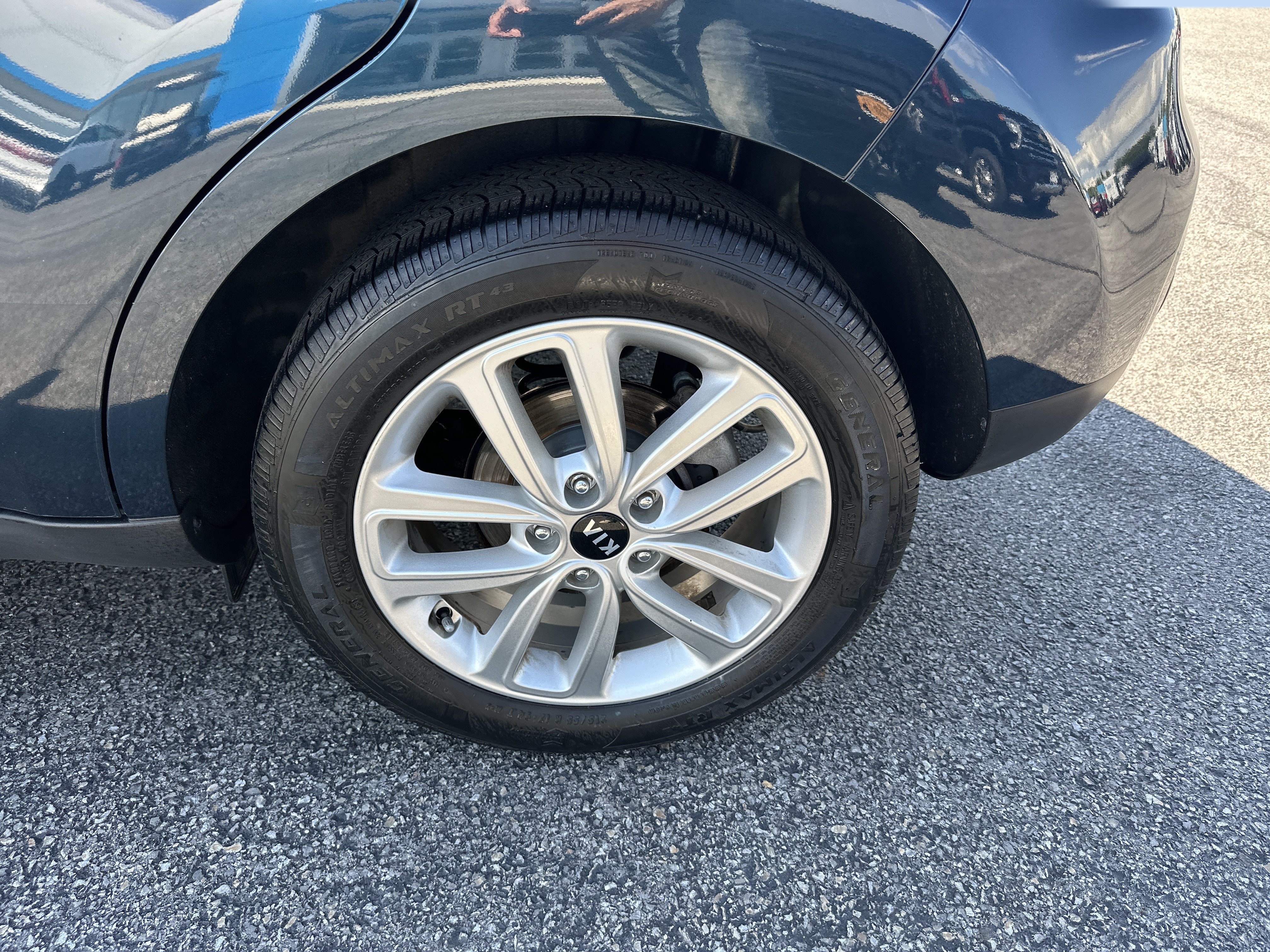 Used 2018 Kia Soul + w/ Audio Package FWD image 6