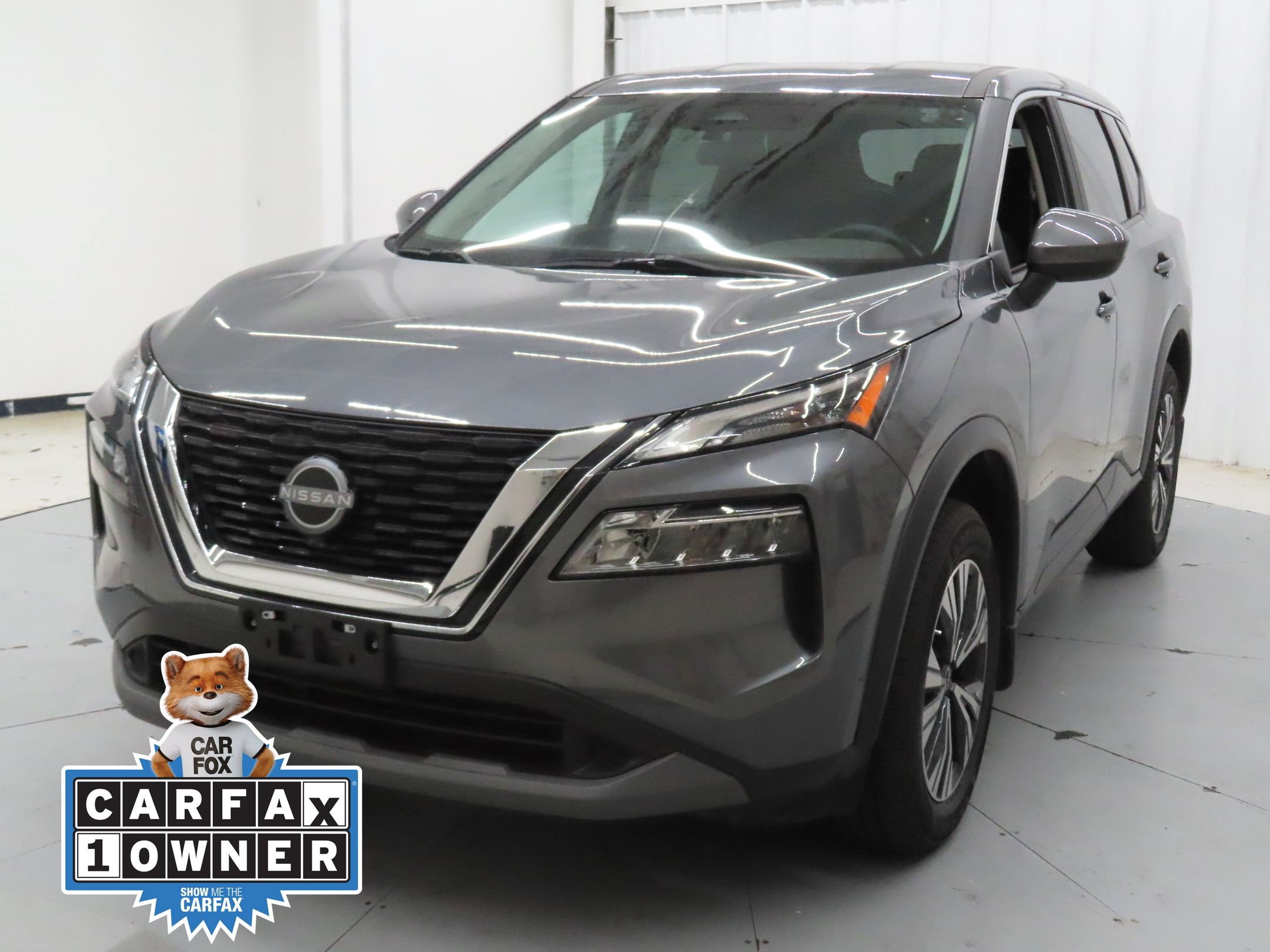 Used 2023 Nissan Rogue SV FWD image 8