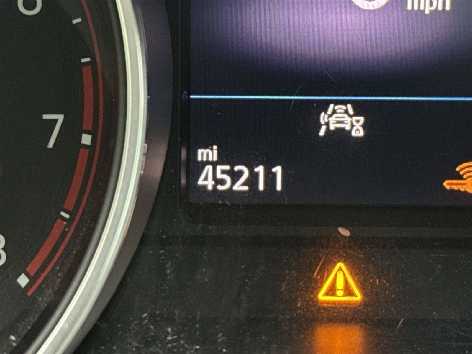 Used 2021 Volkswagen Tiguan SE w/ Panoramic Sunroof Package image 21