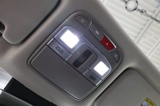 Used 2025 Kia Telluride S FWD image 31