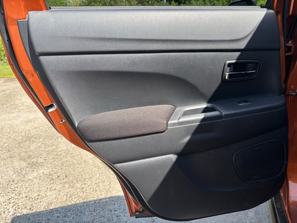 Used 2021 Mitsubishi Outlander Sport LE AWD/4WD image 21