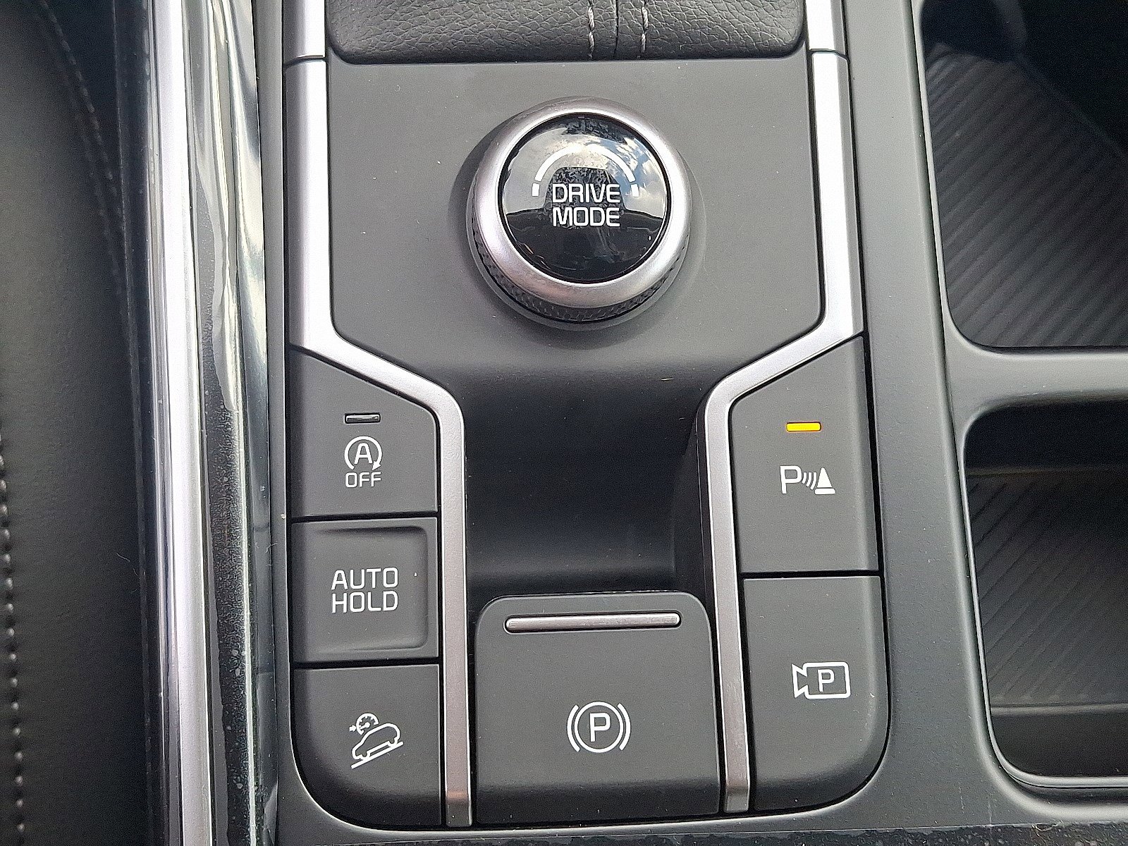 New 2026 Kia Sorento S w/ S Panoramic Sunroof Package image 17