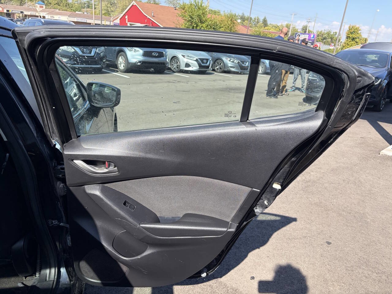 Used 2016 MAZDA MAZDA3 i Sport w/ Preferred Equipment Package image 15