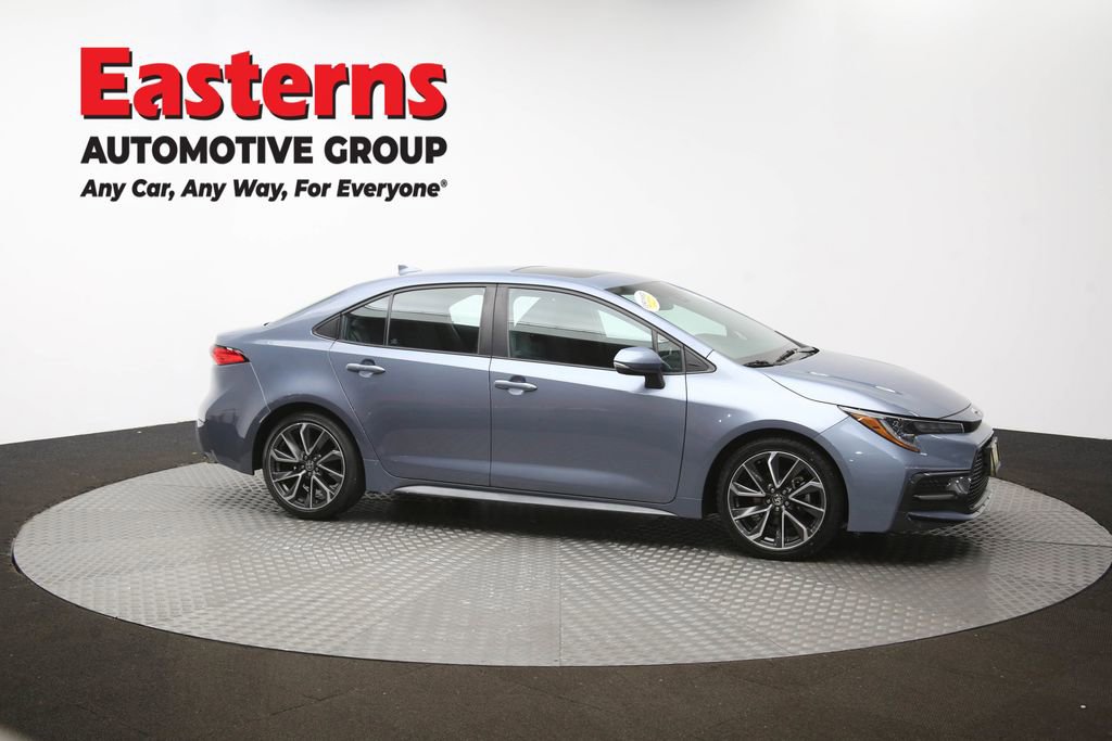 Used 2021 Toyota Corolla SE w/ SE Premium Package FWD image 47