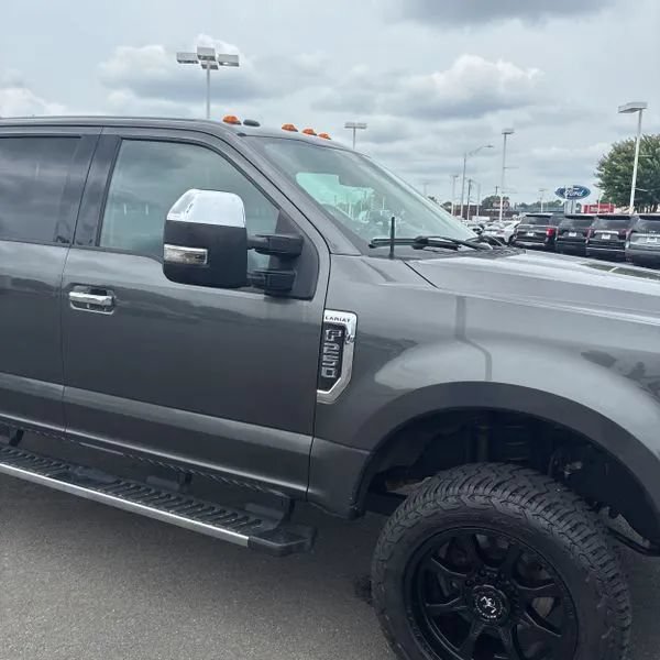 Used 2017 Ford F250 Lariat w/ Chrome Package AWD/4WD image 15