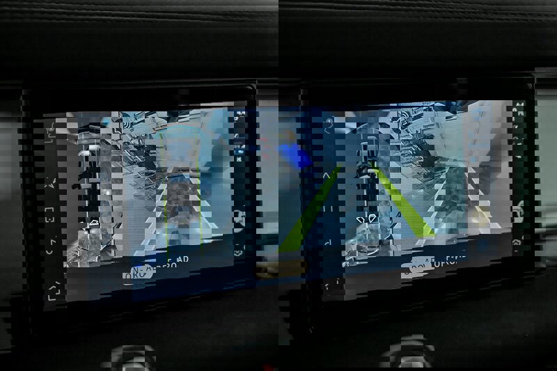 Used 2021 Land Rover Defender 110 image 30