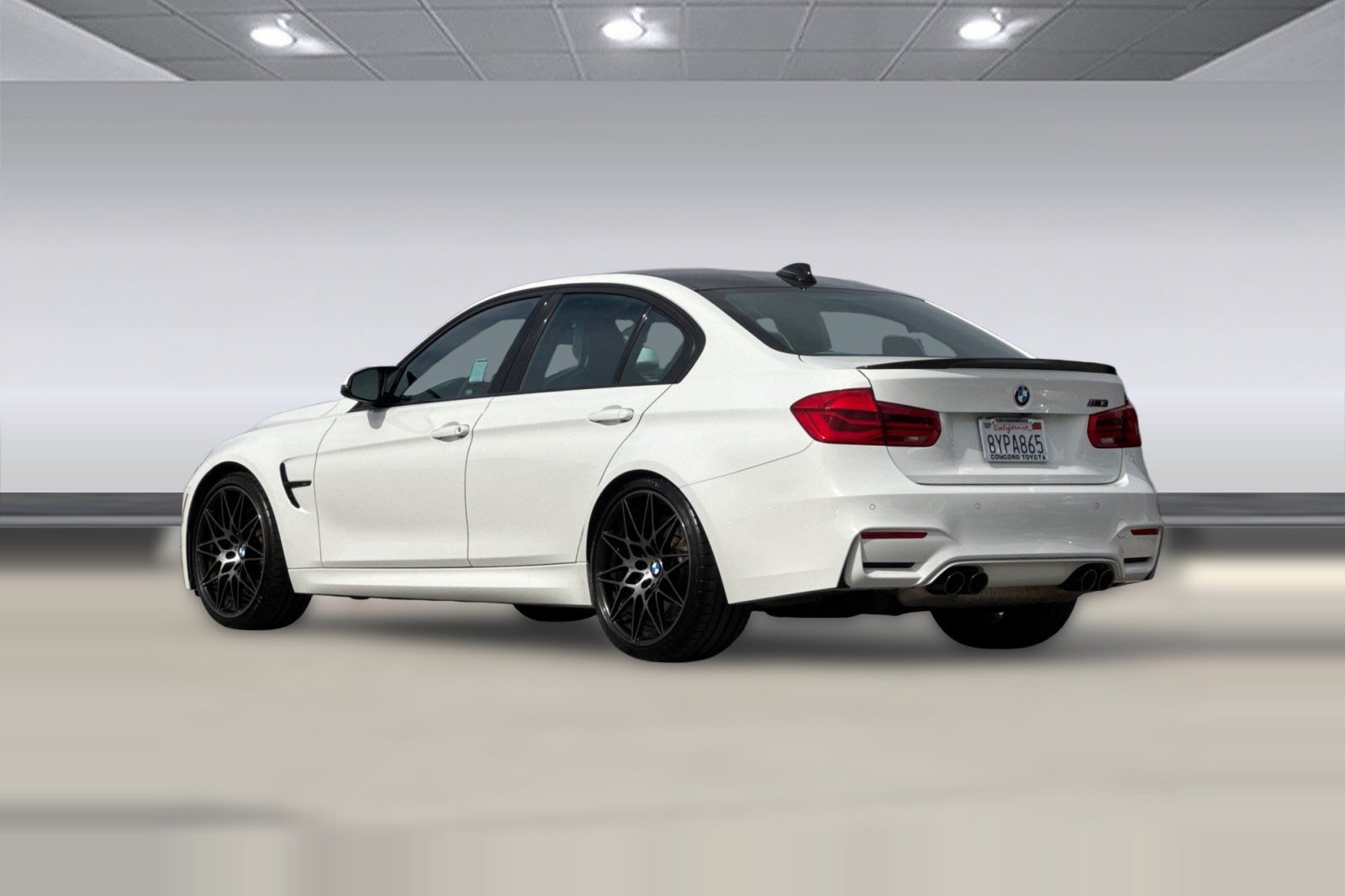 Used 2018 BMW M3 w/ Competition Package RWD image 3
