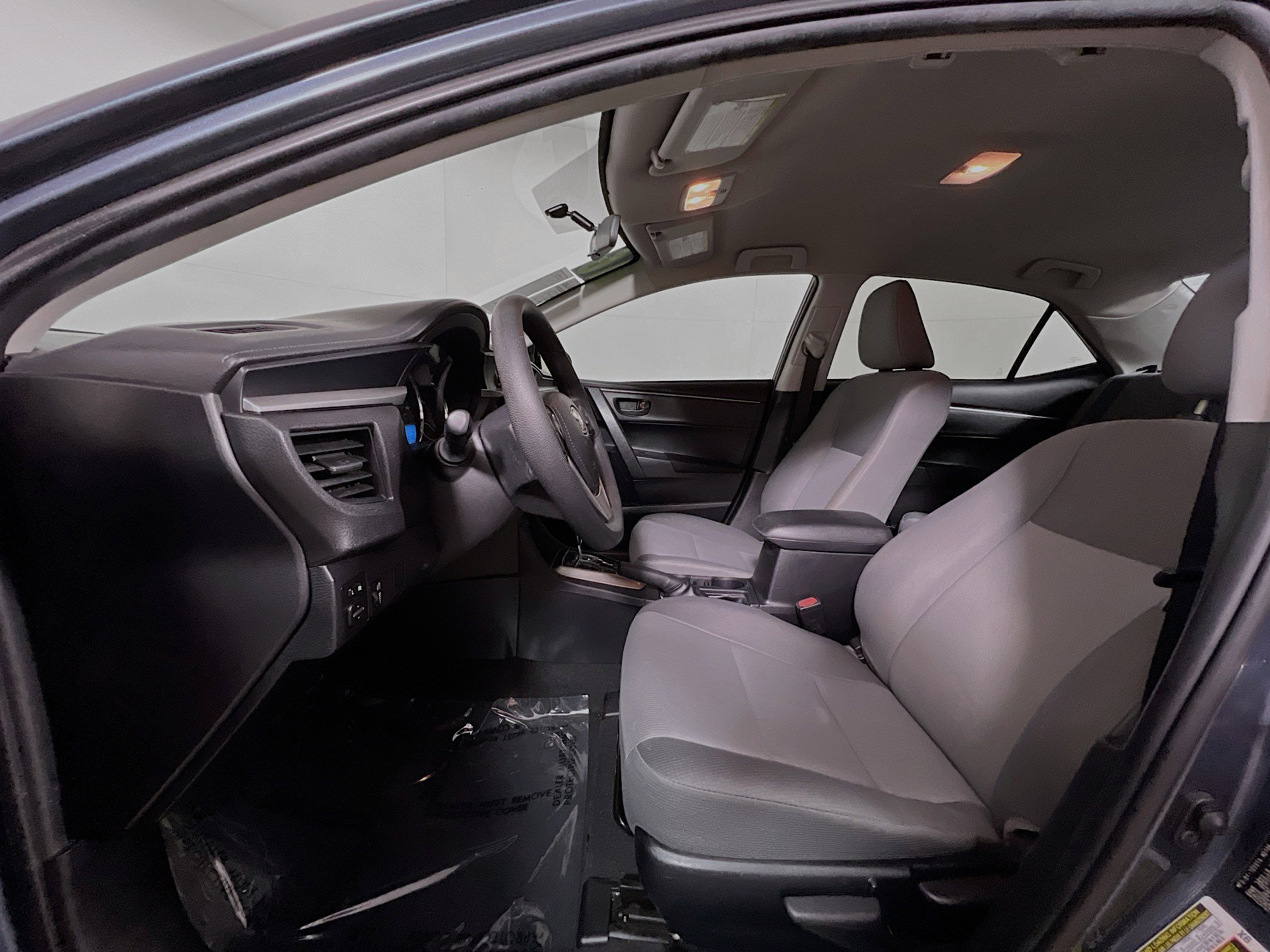 Used 2016 Toyota Corolla L image 15