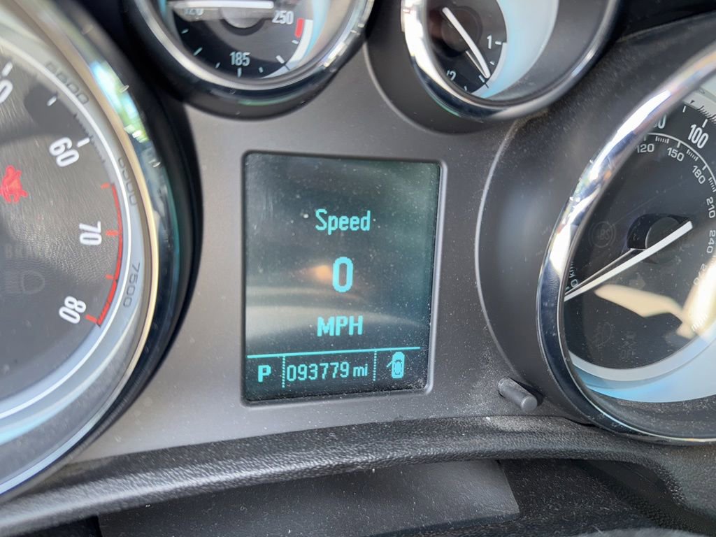 Used 2014 Buick Verano FWD image 12