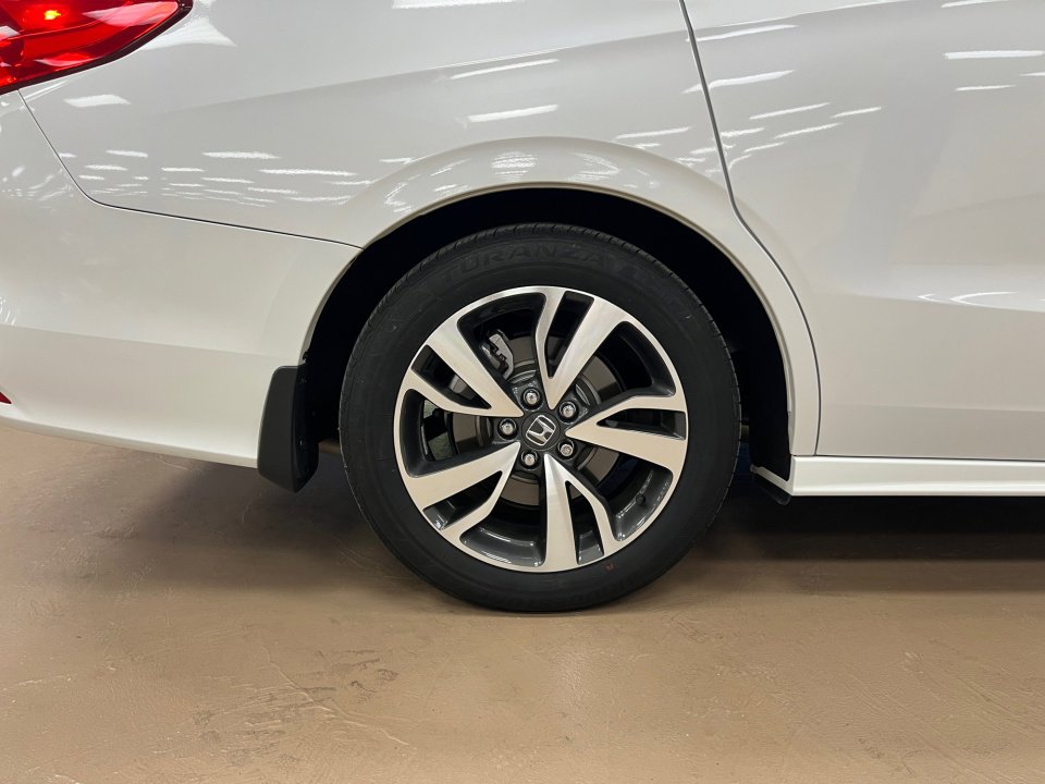 Used 2023 Honda Odyssey Touring image 23