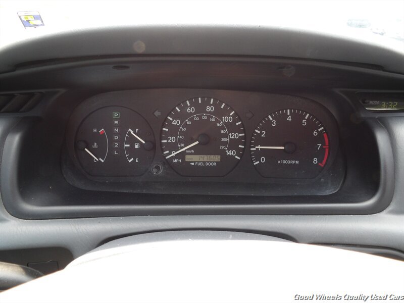 Used 2001 Toyota Camry LE FWD image 16