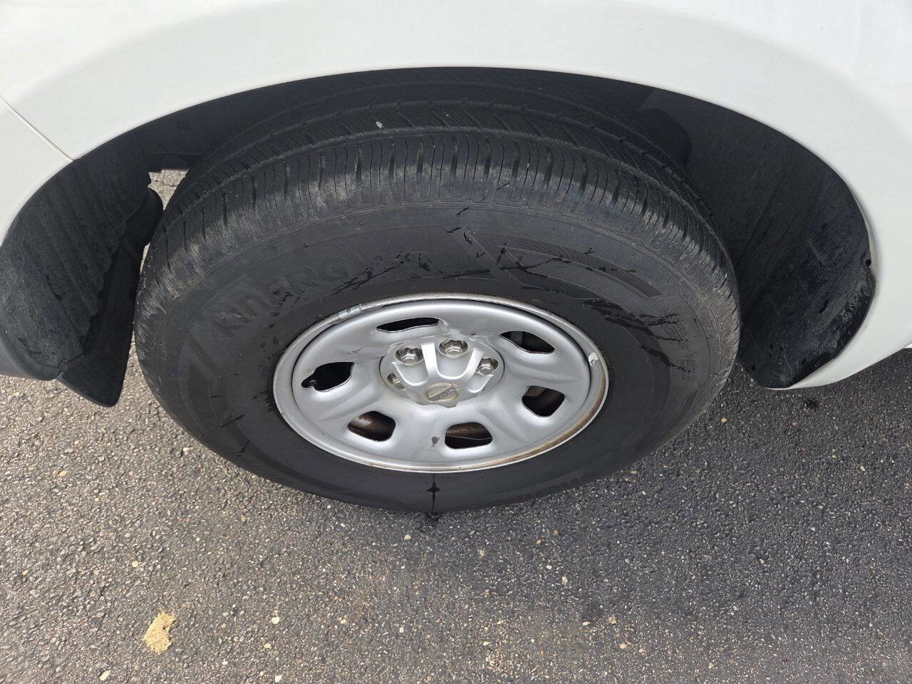 Used 2018 Nissan Frontier S image 10