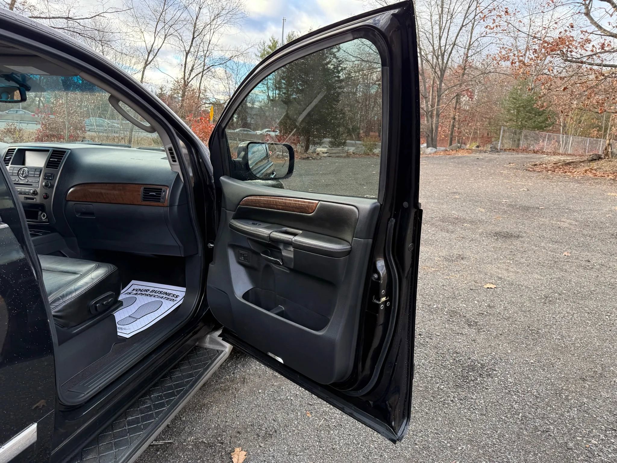 Used 2010 Nissan Armada Platinum w/ Captain Seat Pkg image 16