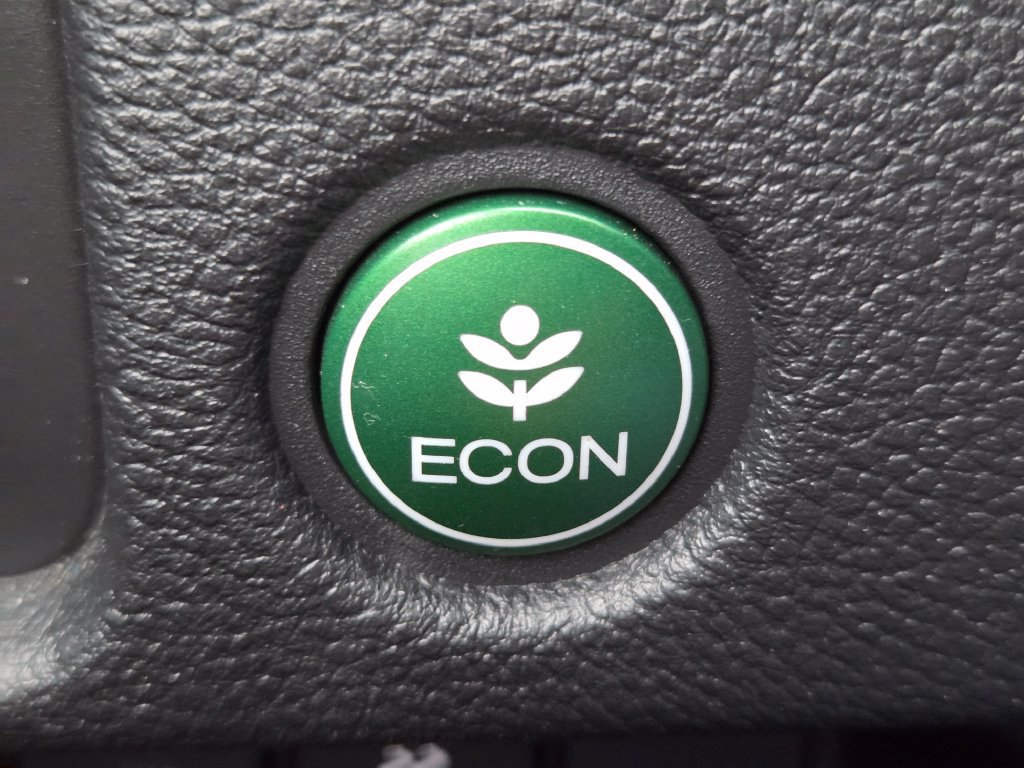 Used 2016 Honda Pilot Touring image 19
