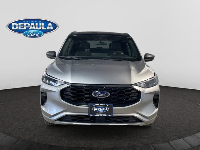 Used 2023 Ford Escape ST-Line w/ Tech Pack #1 AWD/4WD image 10