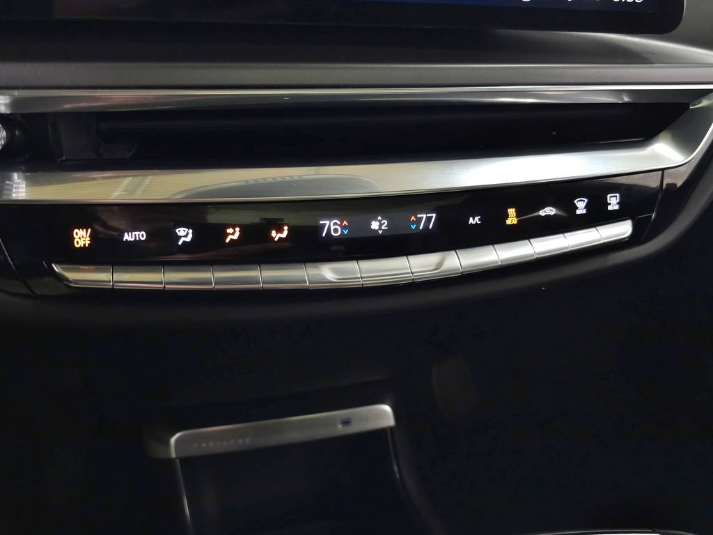 Certified 2024 Cadillac Lyriq Tech w/ Driver Assist Package AWD/4WD image 33
