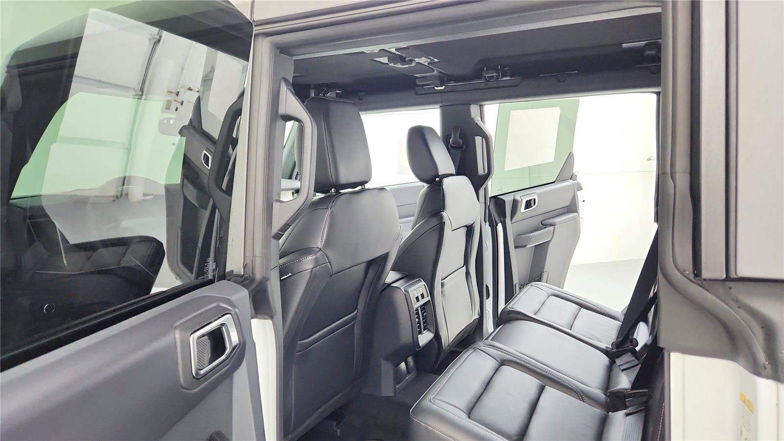 New 2025 Ford Bronco Outer Banks image 29