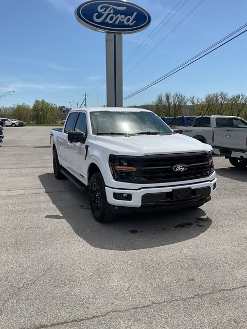 Used 2026 Ford F150 XLT w/ Equipment Group 302A MID AWD/4WD image 3