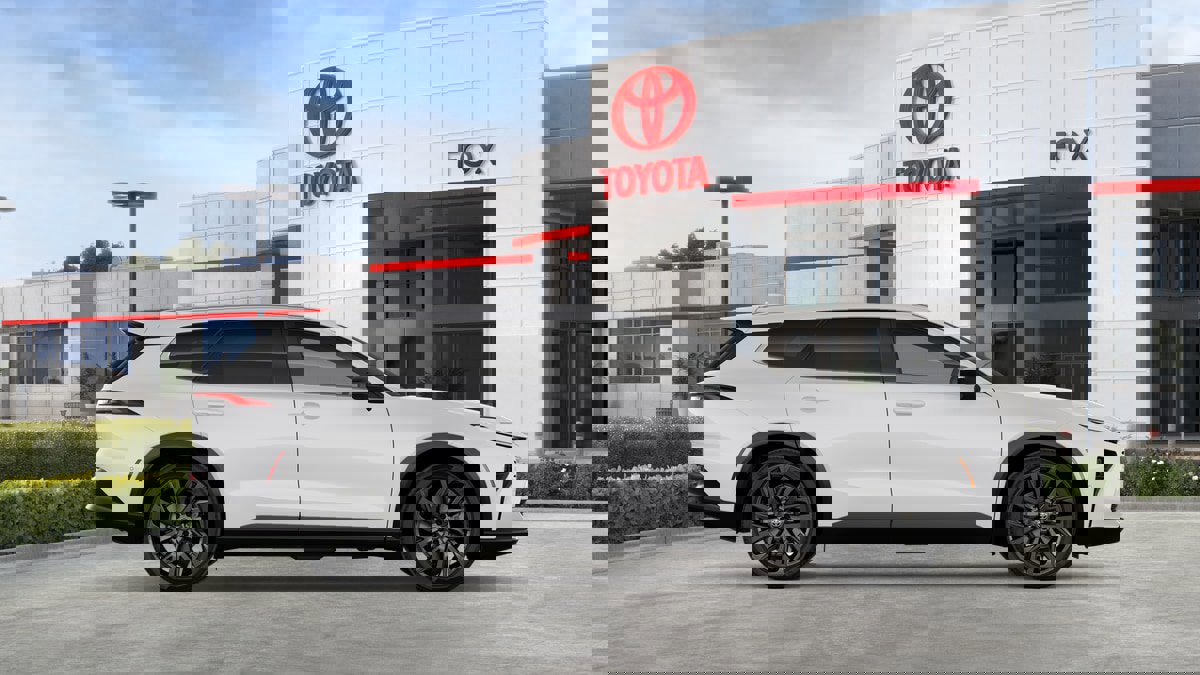 New 2026 Toyota Crown Signia image 12