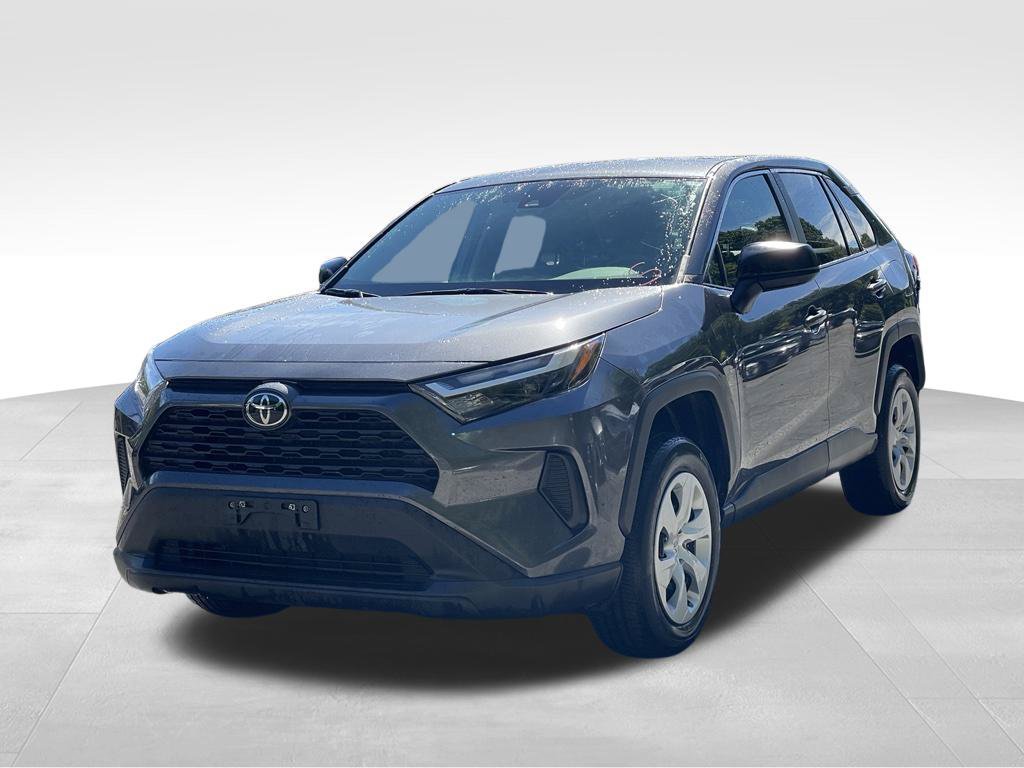 Used 2025 Toyota RAV4 LE AWD/4WD image 2