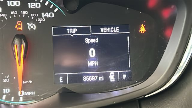 Used 2020 Chevrolet Trax LT w/ LT Convenience Package FWD image 18