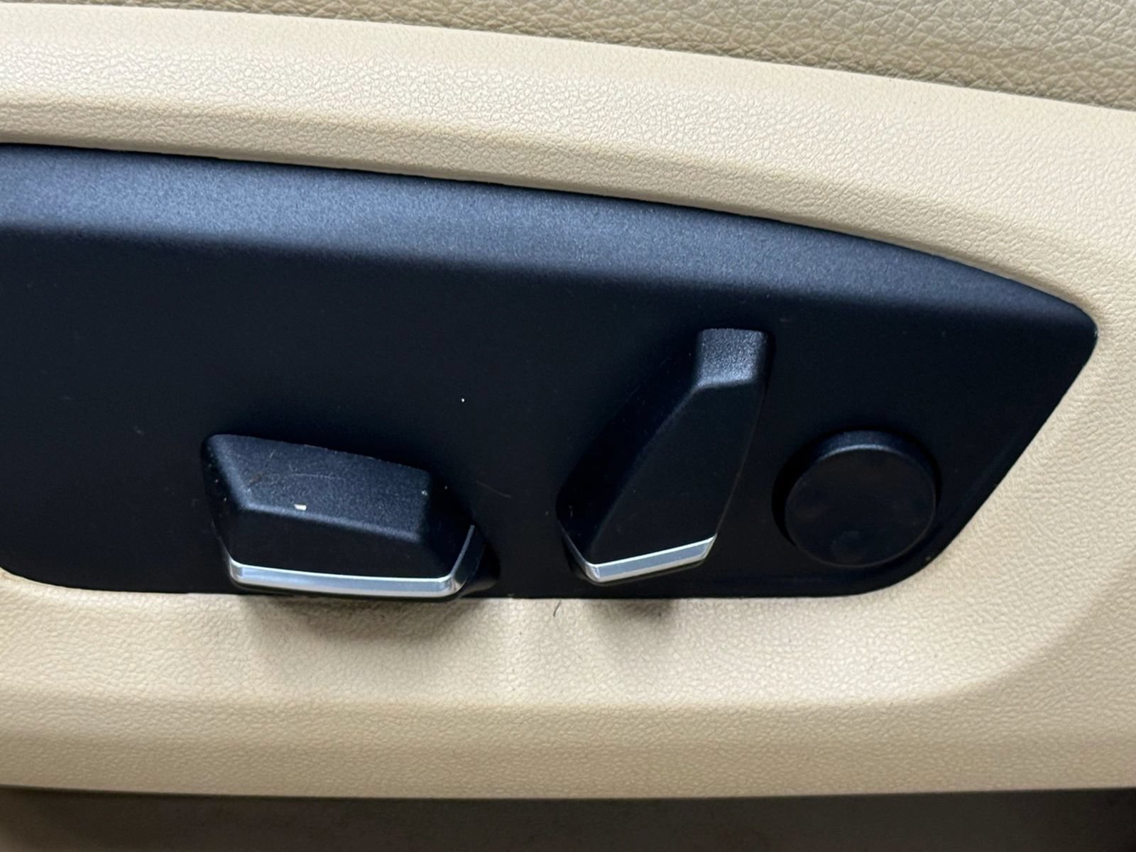 Used 2015 BMW 528i Sedan RWD image 26