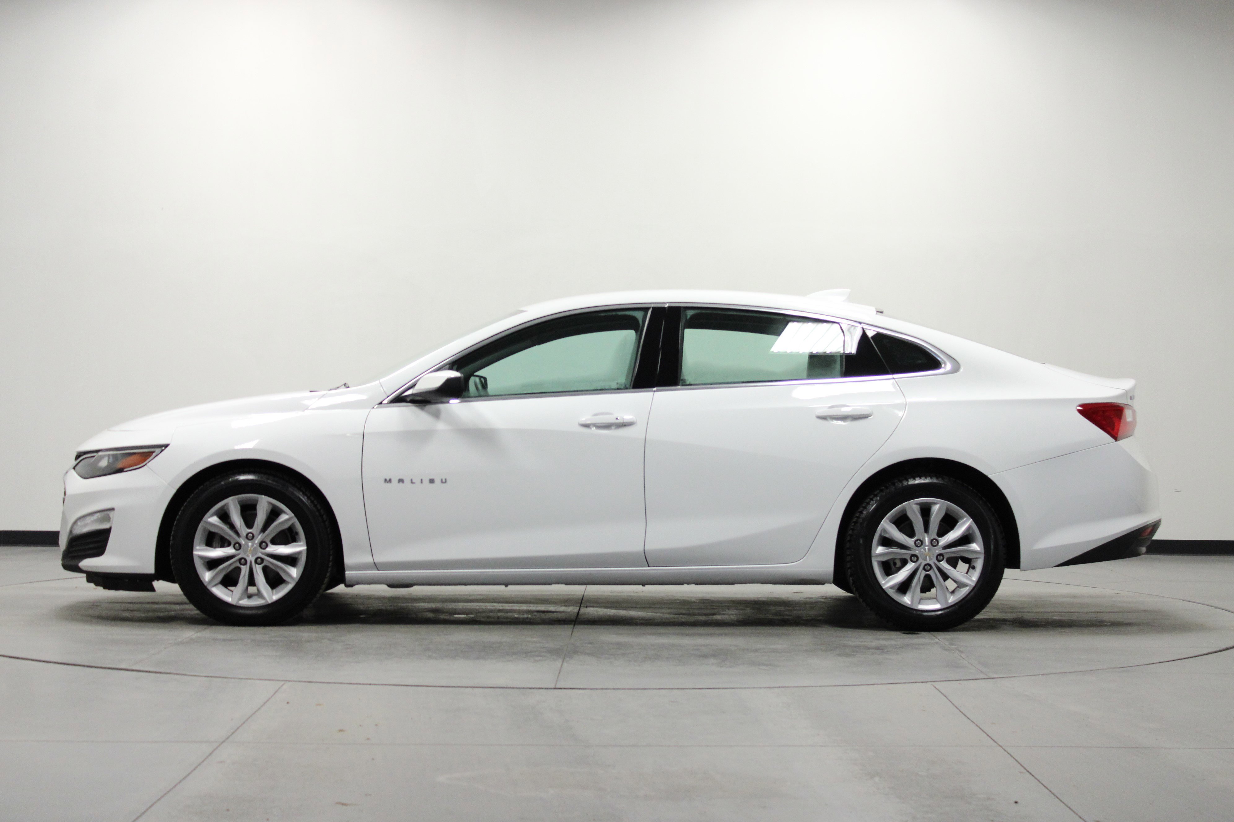 Used 2023 Chevrolet Malibu LT image 7