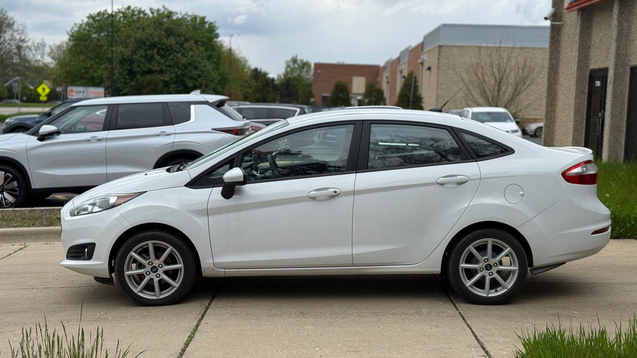 Used 2019 Ford Fiesta SE w/ Equipment Group 201A FWD image 4