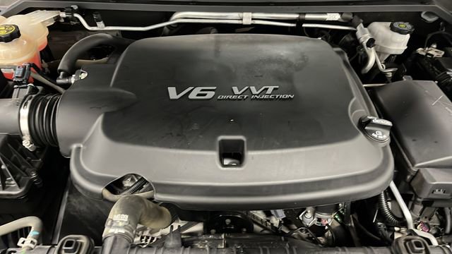 Used 2021 Chevrolet Colorado Z71 AWD/4WD image 26