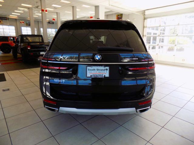 Used 2024 BMW X7 xDrive40i image 6