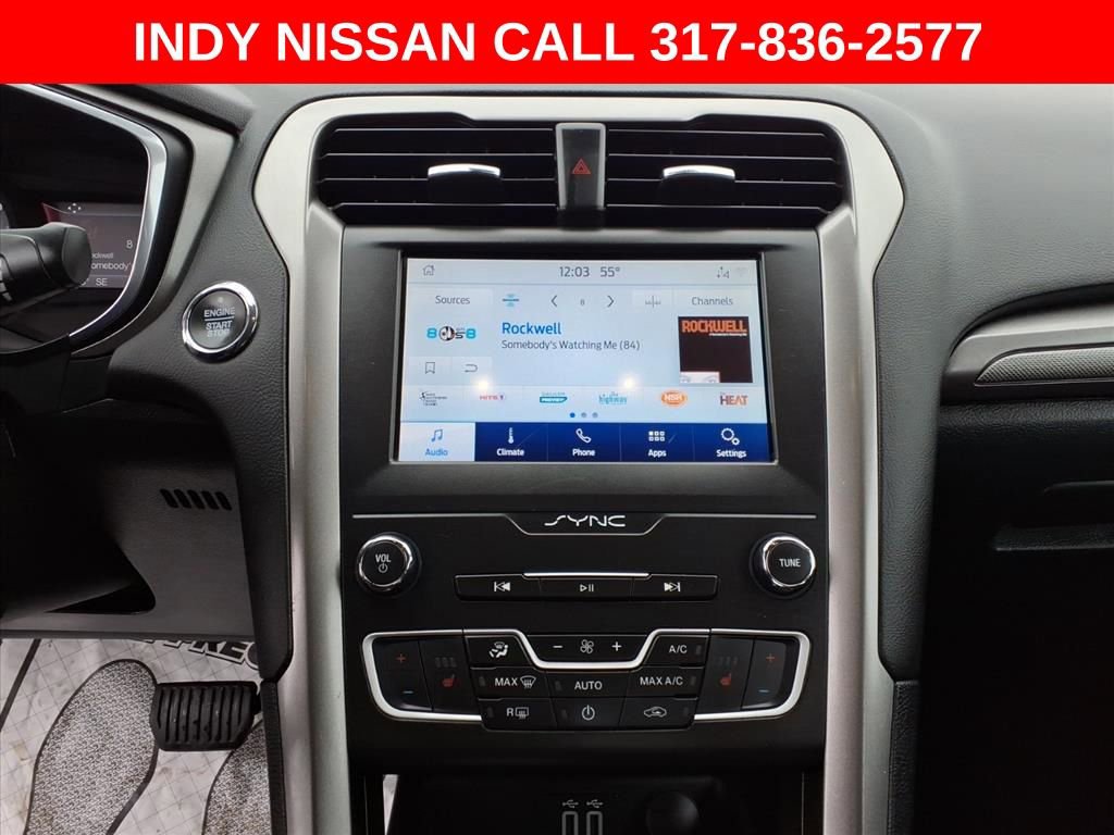 Used 2020 Ford Fusion SE image 16