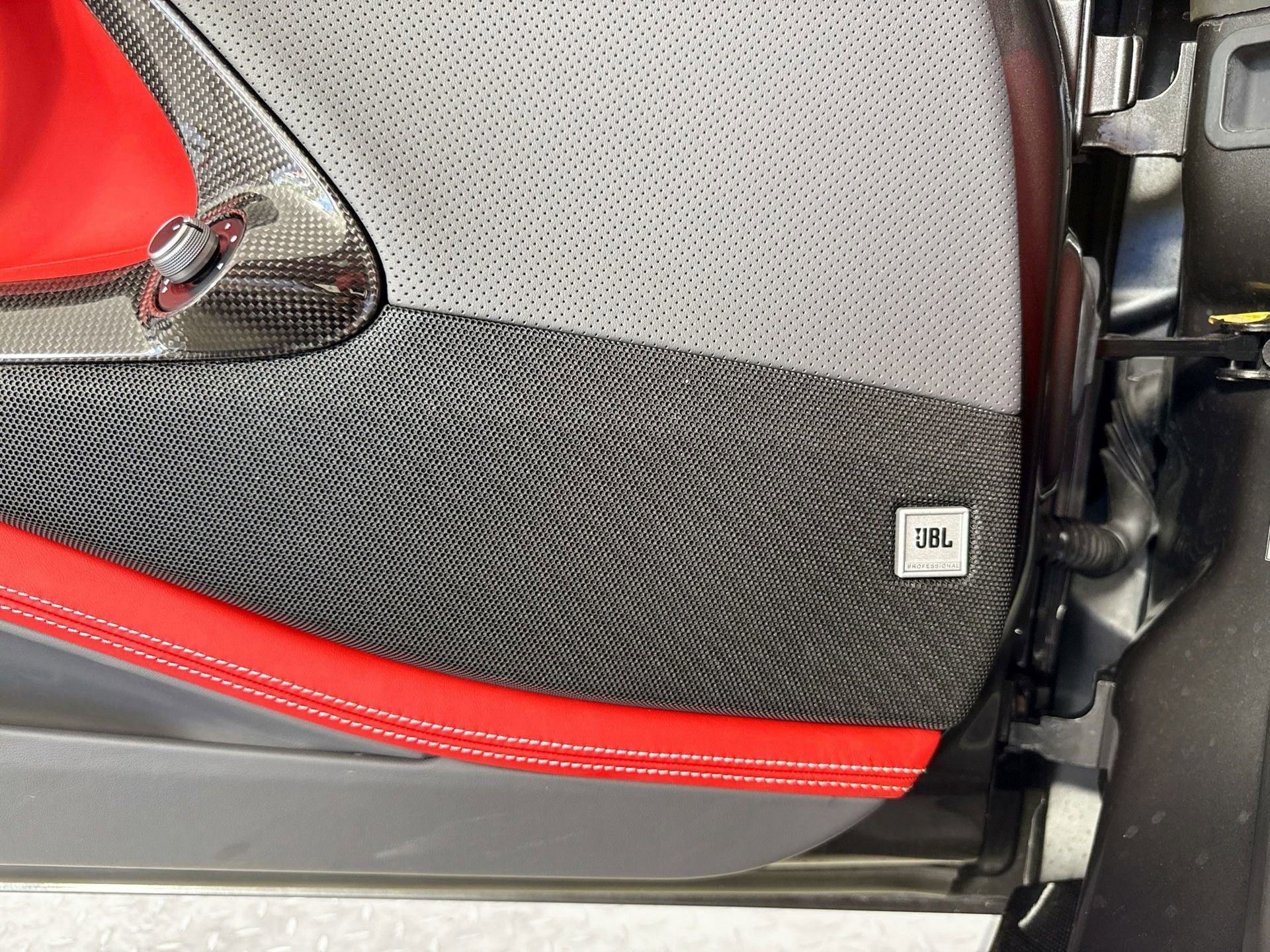 Certified 2022 Ferrari 812 GTS image 17